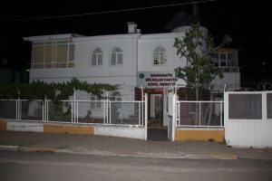 DBP Eş Genel Başkanı Kamuran Y&uuml;ksek'in evine operasyon