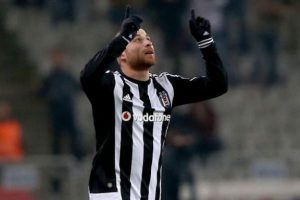 T&ouml;re'den Pereira'ya: "Biz şampiyonluğu s&ouml;ke s&ouml;ke aldık"