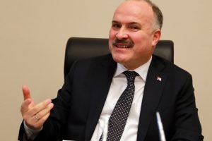 "Başkanlık sistemi T&uuml;rkiye'ye &ccedil;ağ atlatacak"