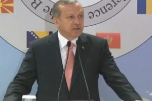 Cumhurbaşkanı Recep Tayyip Erdoğan: "DAEŞ'le yaptığımız m&uuml;cadeleyi hi&ccedil; bir &uuml;lke yapmadı"