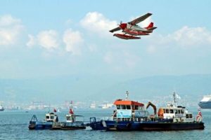 İzmit K&ouml;rfezi'ni kirleten gemi sayısı azaldı