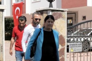 B&uuml;nyesinde 15 okul bulunan 2 eğitim kurumuna kayyum atandı