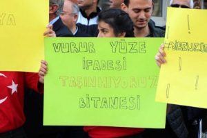Z&uuml;beyde Hanım Lisesi'nin taşınma kararına tepki