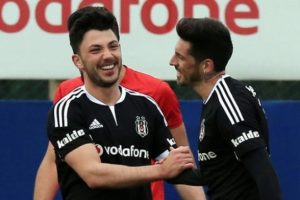 Beşiktaş'ta Tolgay Arslan, geleceğine sezon sonu karar verecek