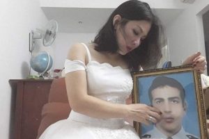 Şehidin vietnamlı eşi y&uuml;rekleri dağladı