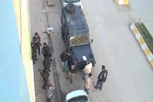Okul m&uuml;d&uuml;r yardımcısı &ouml;rg&uuml;t &uuml;yeliğinden tutuklandı