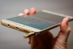 Samsung bombayı patlattı! Galaxy Note 6 ne zaman &ccedil;ıkıyor?
