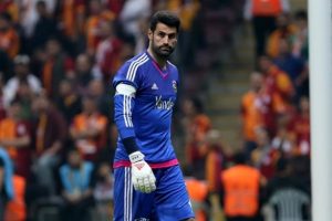 Fenerbah&ccedil;e'de şampiyonluğun ka&ccedil;ırılması dengeleri bozdu