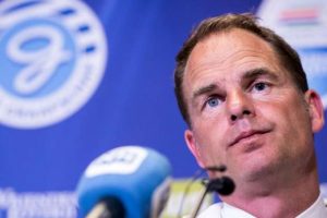 Ajax'ta De Boer ile yollar ayrıldı