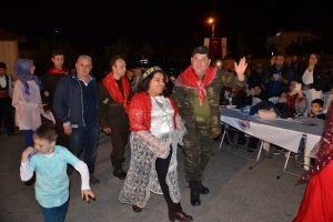 Bursa'nın en &ouml;zel askerlerine coşkulu uğurlama!