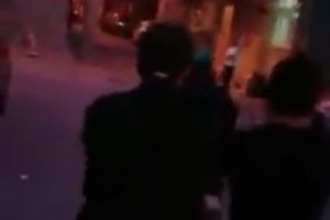 Bursa'da &ccedil;ocukları d&ouml;ven genci feci şekilde darp ettiler
