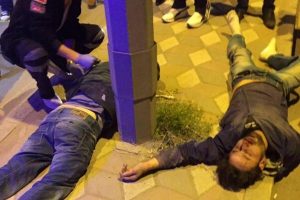 Motosiklet devrildi, kardeşlerden biri &ouml;ld&uuml;, diğeri ağır yaralı