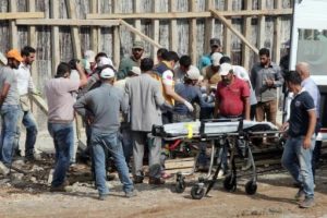 Şanlıurfa'da kavşak inşaatında &ccedil;alışan Suriyeli iş&ccedil;i yaralandı