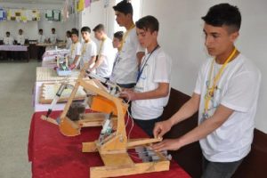 Mutki'de 'T&Uuml;BİTAK Bilim Fuarı' a&ccedil;ıldı