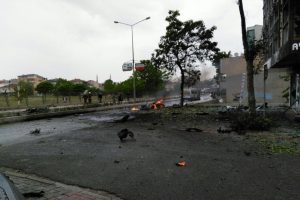İstanbul'da askeri kışlanın karşısında patlama