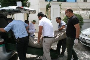 İngiliz turist otel odasında &ouml;l&uuml; bulundu
