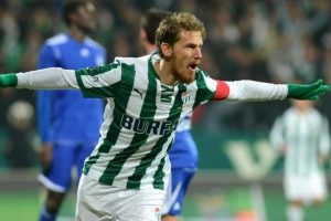 Bursaspor'da Serdar Aziz ile yollar kesin olarak ayırıyor