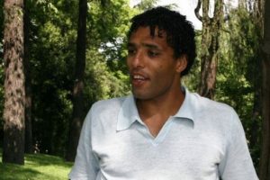 Pierre van Hooijdonk, yine g&uuml;ndemi değiştirecek a&ccedil;ıklamalar yaptı