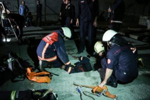 Kadık&ouml;y'de iki iş&ccedil;i metan gazından zehirlendi