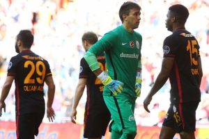 River Plate kul&uuml;b&uuml;nden Fernando Muslera a&ccedil;ıklaması geldi