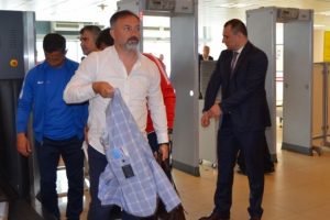 Hami Mandıralı, "Antalya'ya tatile gitmiyoruz. Futbol rehaveti kaldırmaz" diye konuştu