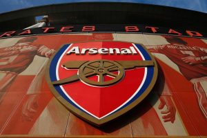 Arsenal, T&uuml;rkiye'de futbol okulu a&ccedil;ıyor