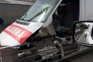 İstanbul'da dehşet: Ambulans bariyerlere girdi