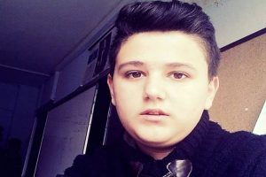 Maganda kurbanı &ccedil;ocuğa asker kınası yakıldı