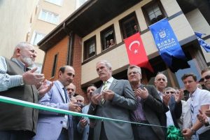 Bursa'da 400 yıllık mescit yeniden ibadete a&ccedil;ıldı
