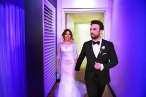 Tarkan ve Pınar Dilek &ccedil;ifti İstanbul'a d&ouml;nd&uuml;!