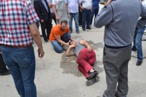 Bursa'da kasksız motosiklet s&uuml;r&uuml;c&uuml;s&uuml; kazada yaralandı