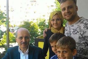 'Bakan ile birlikte ailesinin fotoğrafını paylaştı işinden oldu' iddiası