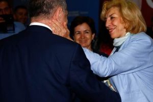 Muhaliflerin minib&uuml;s&uuml;nde s&uuml;rpriz isim