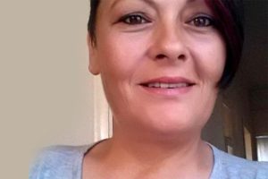 Polis eşinin &ouml;l&uuml;m&uuml;nde b&uuml;y&uuml;k gizem! Cinayet mi kaza mı intihar mı?