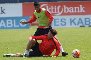 Trabzonspor Kasımpaşa'ya gen&ccedil;leriyle hazırlanıyor