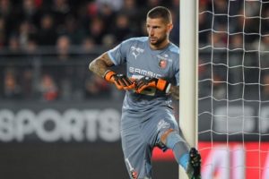 Beşiktaş'ın listesinde bulunan Costil'den s&uuml;rpriz bir hamle geldi