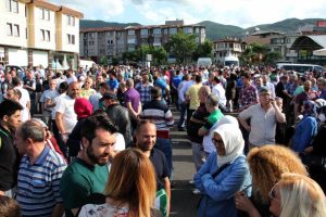 Bursa Teksas trib&uuml;n&uuml;nden umre &ccedil;ıkarması