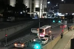 &Ccedil;ağlayan Adliyesi'nde peş peşe patlamalar!