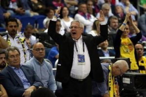 Aziz Yıldırım, futbol takımındaki sorunları masaya yatıracak