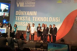 Bursa'da &ouml;ğrencilerden "Kanamayı Engelleyici Kıyafet Tasarımı"