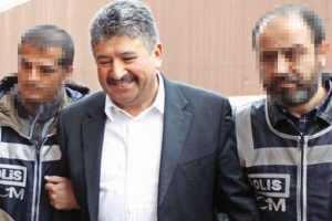 &Uuml;nl&uuml; işadamı Hacı Boydak serbest bırakıldı