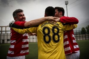 Bursa'da Romanspor, 2. Amat&ouml;r K&uuml;me'de şampiyon oldu
