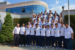 Bursa Kestel Belediyespor U-19 futbol takımı T&uuml;rkiye şampiyonasına uğurlandı.