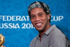 Antalyaspor, Brezilyalı d&uuml;nya yıldızı Ronaldinho ile prensipte anlaştı