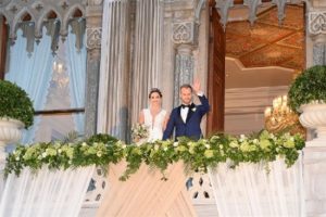 Semih Kaya ile Yasemen Saylar d&uuml;nya evine girdi