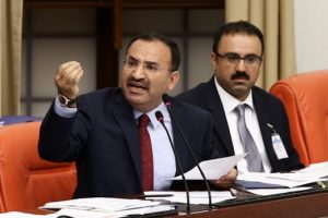 Bekir Bozdağ'dan sert s&ouml;zler: &Ouml;ld&uuml;ren kim niye ona katil demiyorsun