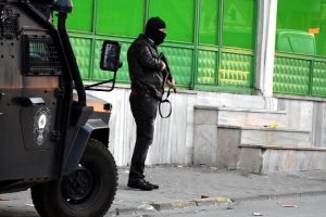 İstanbul'da IŞİD operasyonu; 10 g&ouml;zaltı