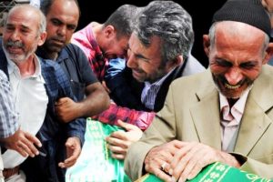 Diyarbakır D&uuml;r&uuml;ml&uuml;'de terk edilmiş ara&ccedil; g&ouml;zc&uuml;l&uuml;k yapan PKK'lıların mı?