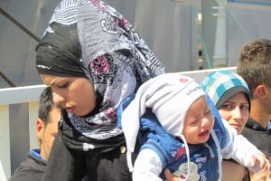 52 sığınmacının &ouml;l&uuml;me yolcuğunu Mehmet&ccedil;ik durdurdu