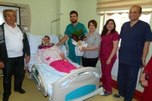 63 yıllık il&ccedil;ede ilk ameliyat, 63 yaşındaki hastaya yapıldı